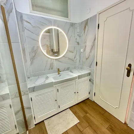 Solar T2 Apartment